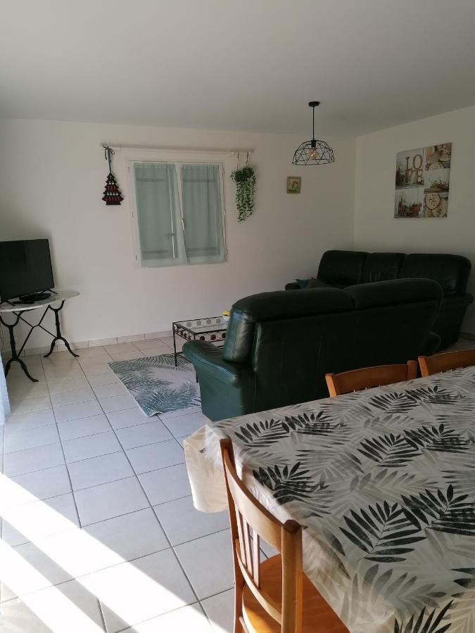 Maison D'Hotes Saint-Julien-l'Ars Eksteriør billede